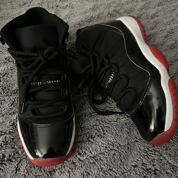 Jordan 11’s - Picture 2 of 4